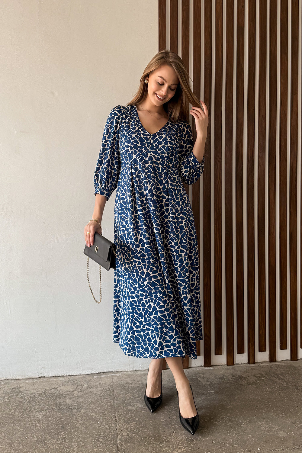 Blue super soft midi dress with puffy sleeves