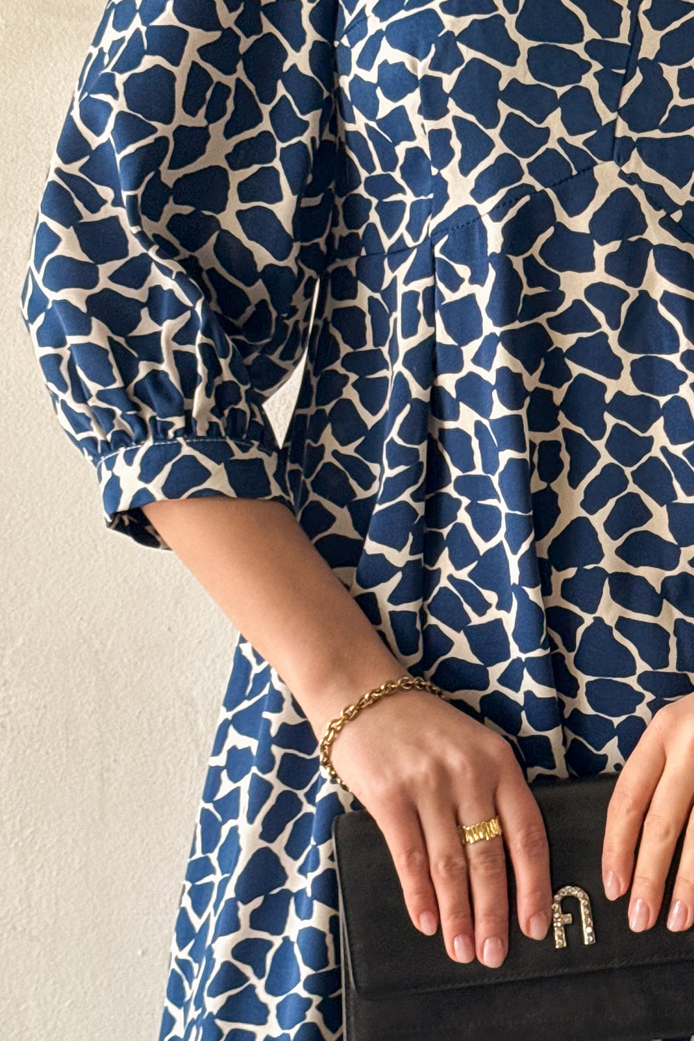 Blue super soft midi dress with puffy sleeves