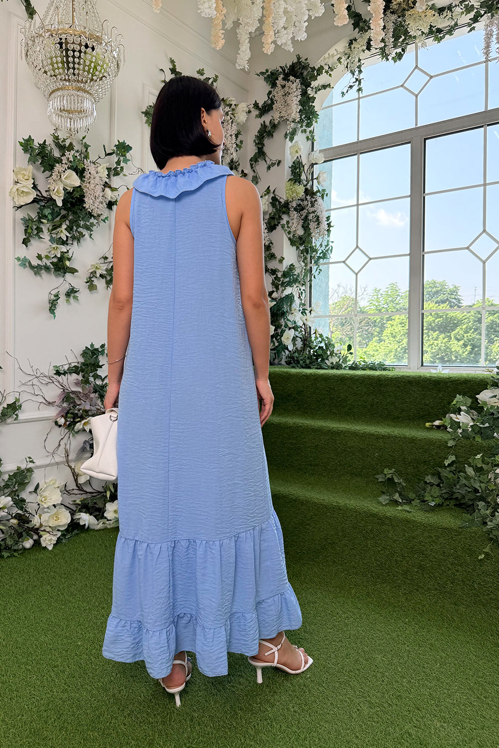 Blue loose dress with ruffles