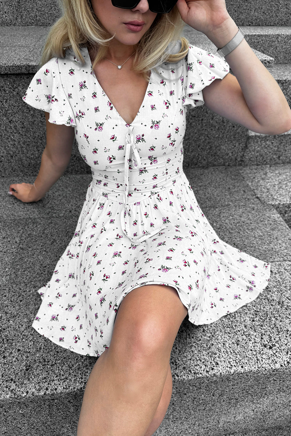 Milky fitted dress with cap sleeves
