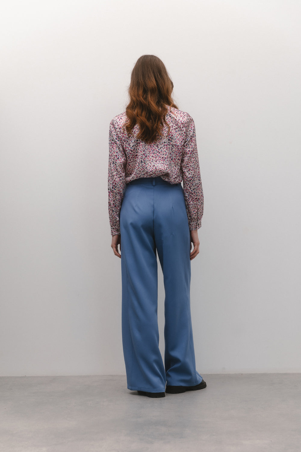 Geradlinige Hose in Grau-Blau