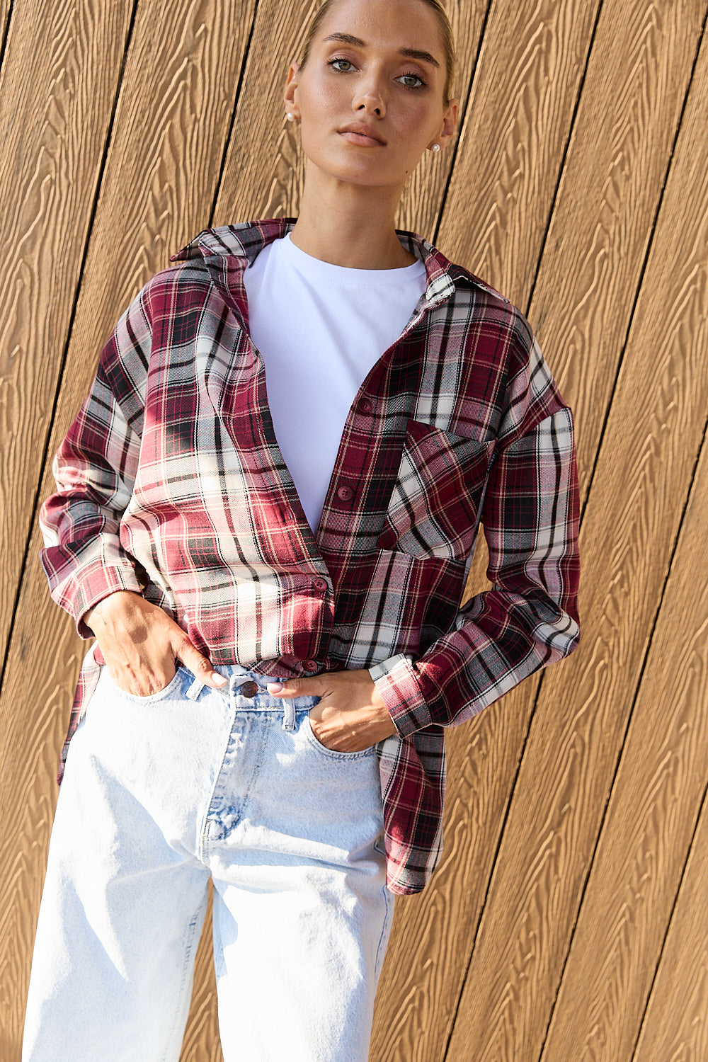 Long oversized shirt in burgundy color