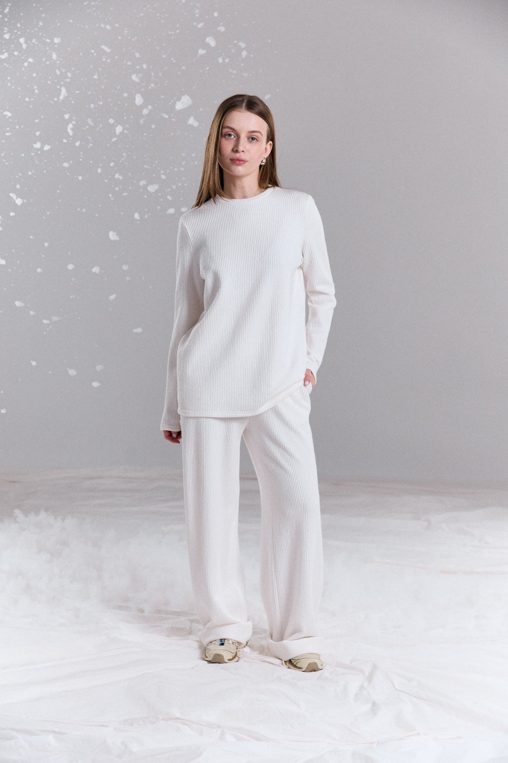 Milky insulated trouser suit