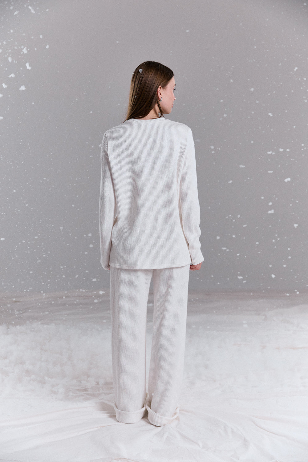 Milky insulated trouser suit