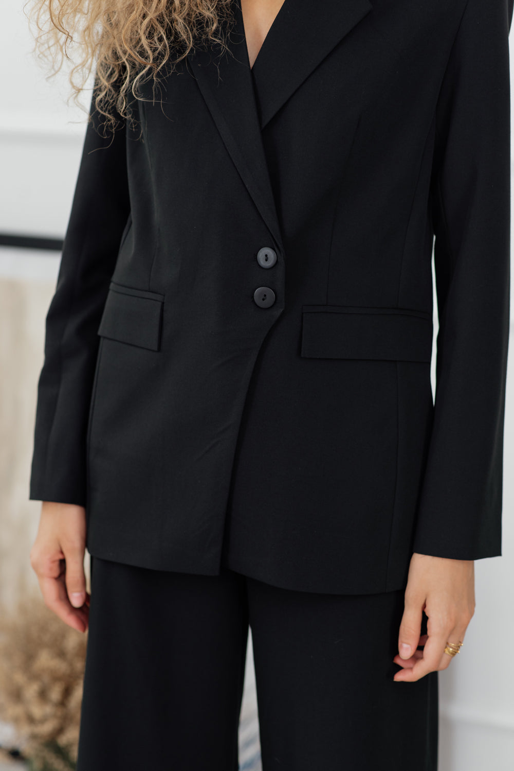 Blouson noir boutonné