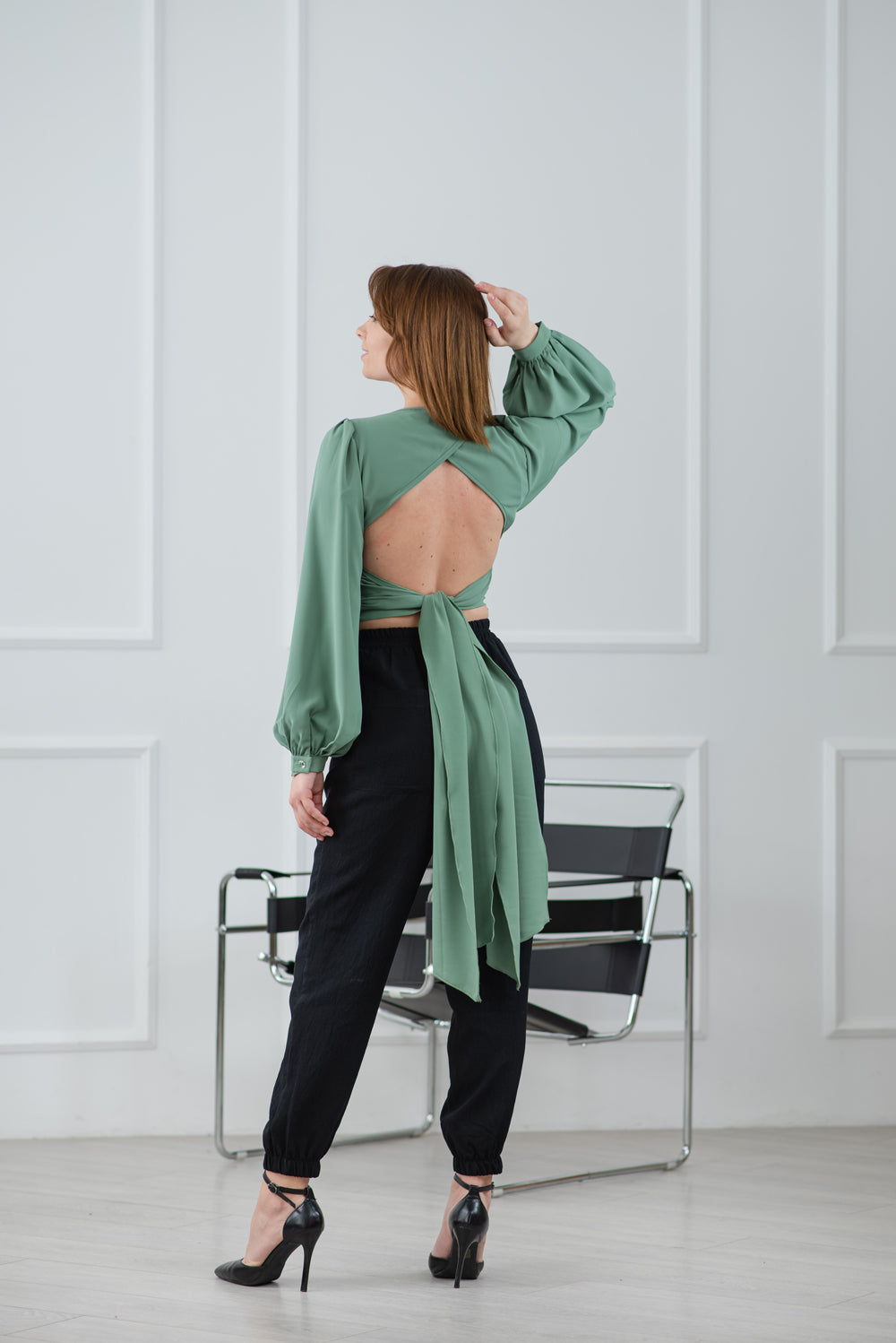 Blouse avec dos ouvert et liens