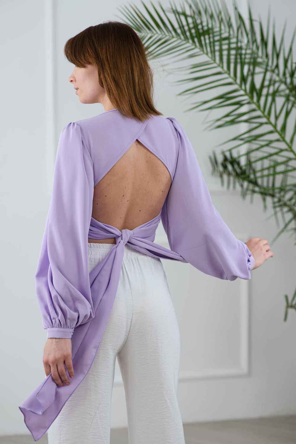 Blouse avec dos ouvert et liens