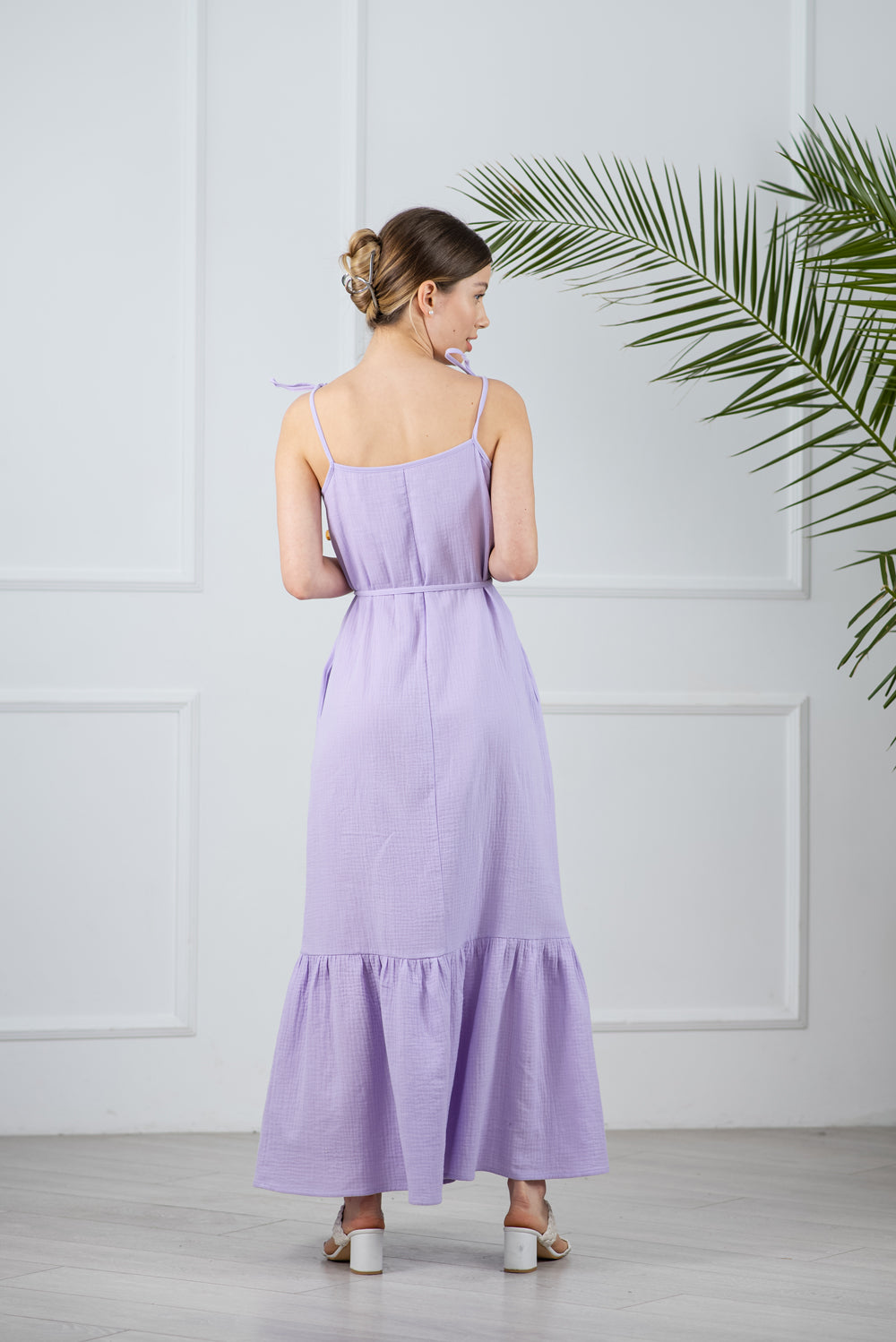 Longueur maxi robe d'été lilas en apesanteur