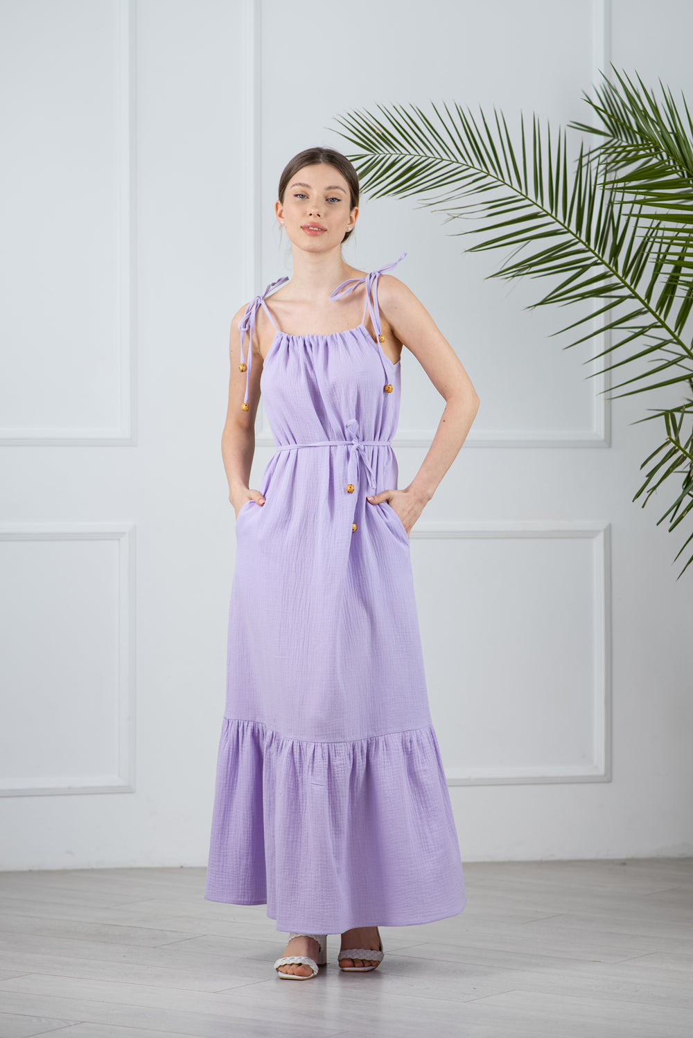 Longueur maxi robe d'été lilas en apesanteur