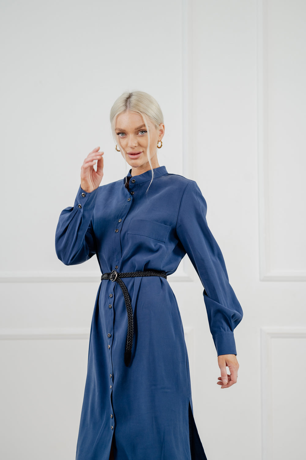 Trend iger Kleid-Mantel in Denim-Farbe