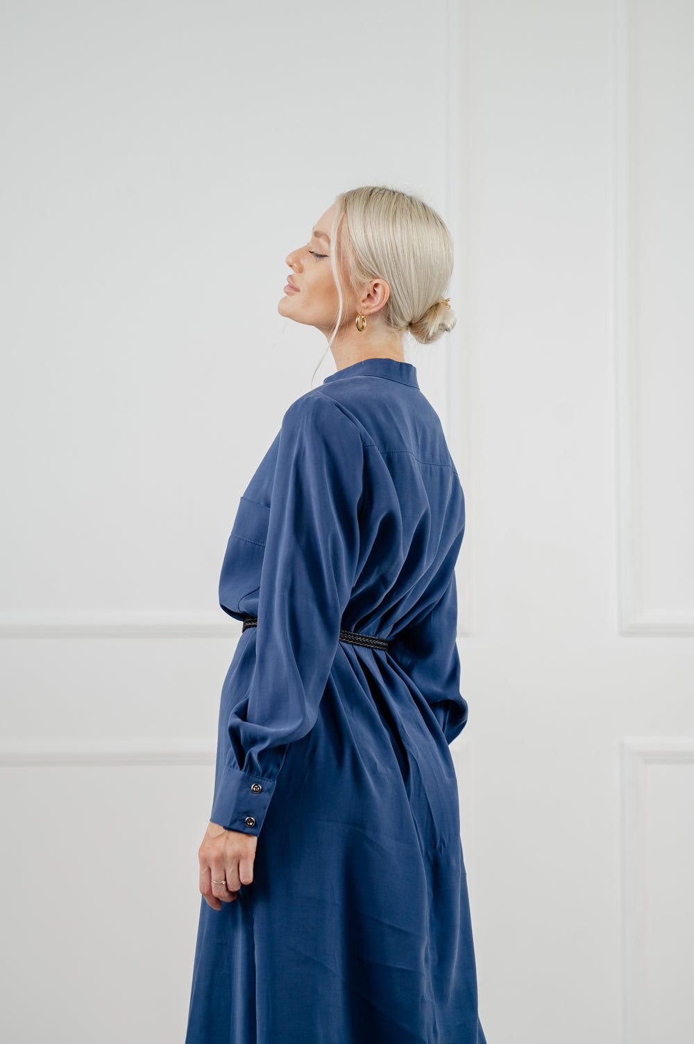 Trend iger Kleid-Mantel in Denim-Farbe