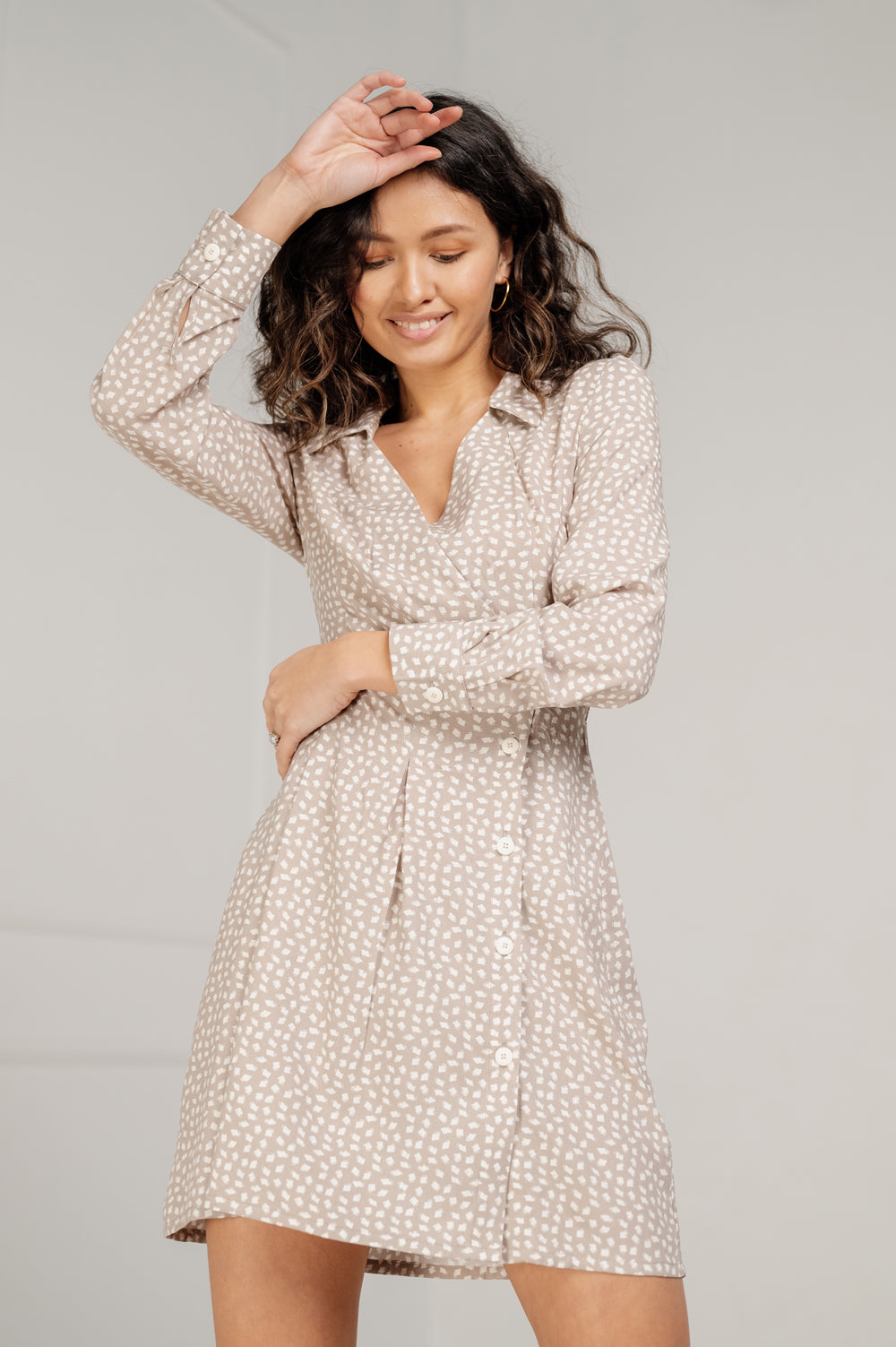 Robe midi beige avec jupe tennis