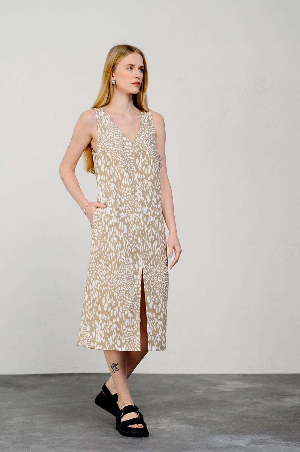 Beige Linen Sleeveless Dress