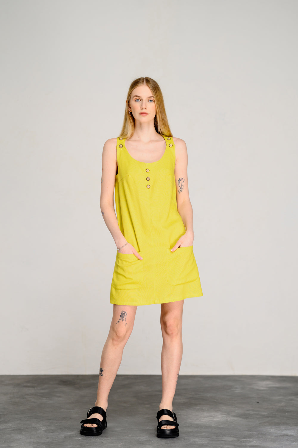 Robe en lin jaune