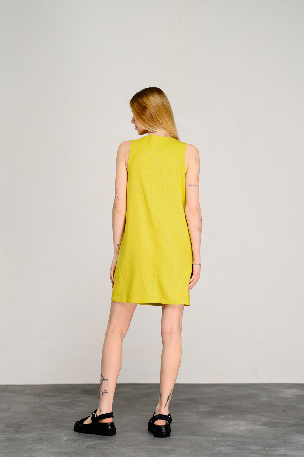 Robe en lin jaune