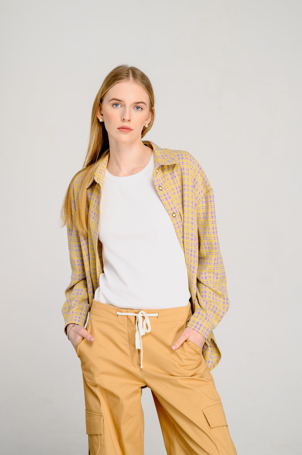 Camisa larga lila oversize