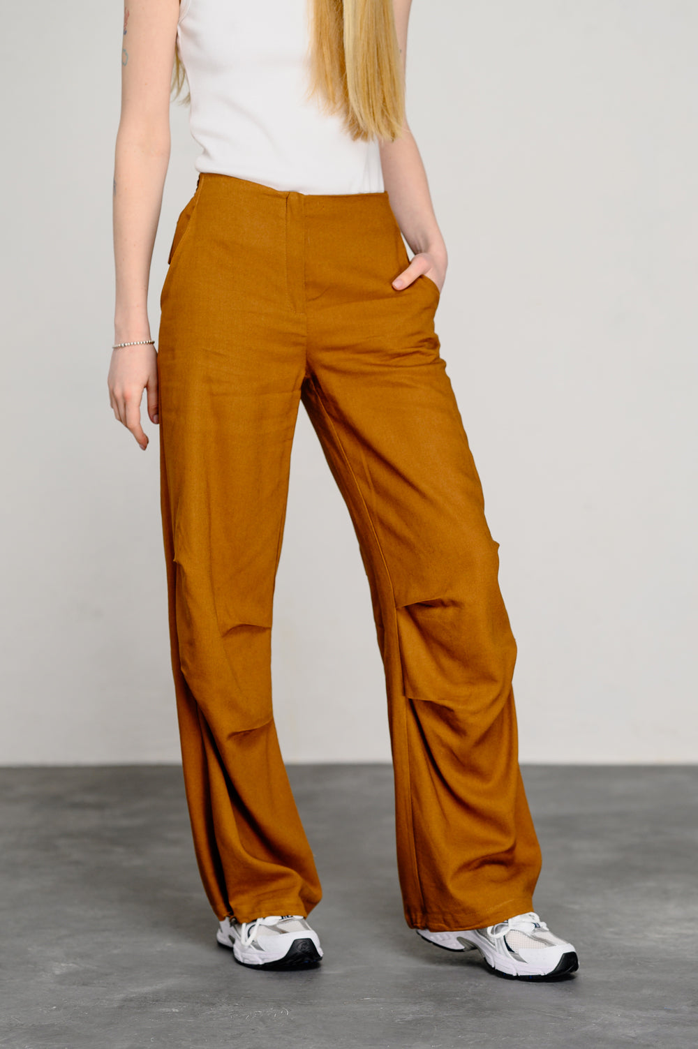 Pantalon cargo ample caramel