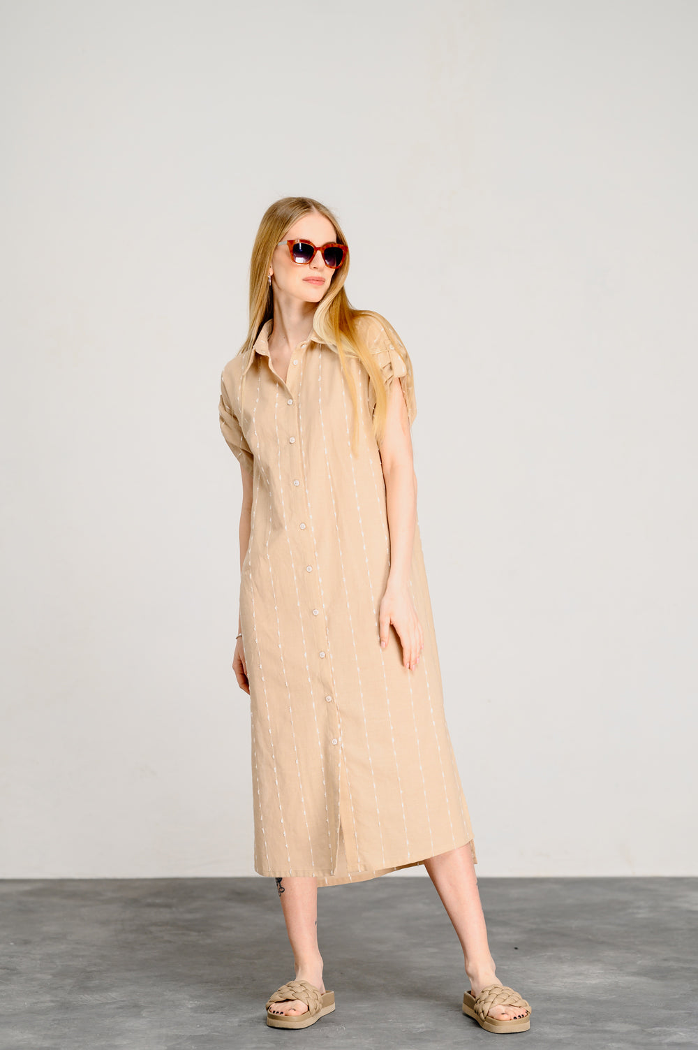 Robe dress loose cut in color "Mocha"