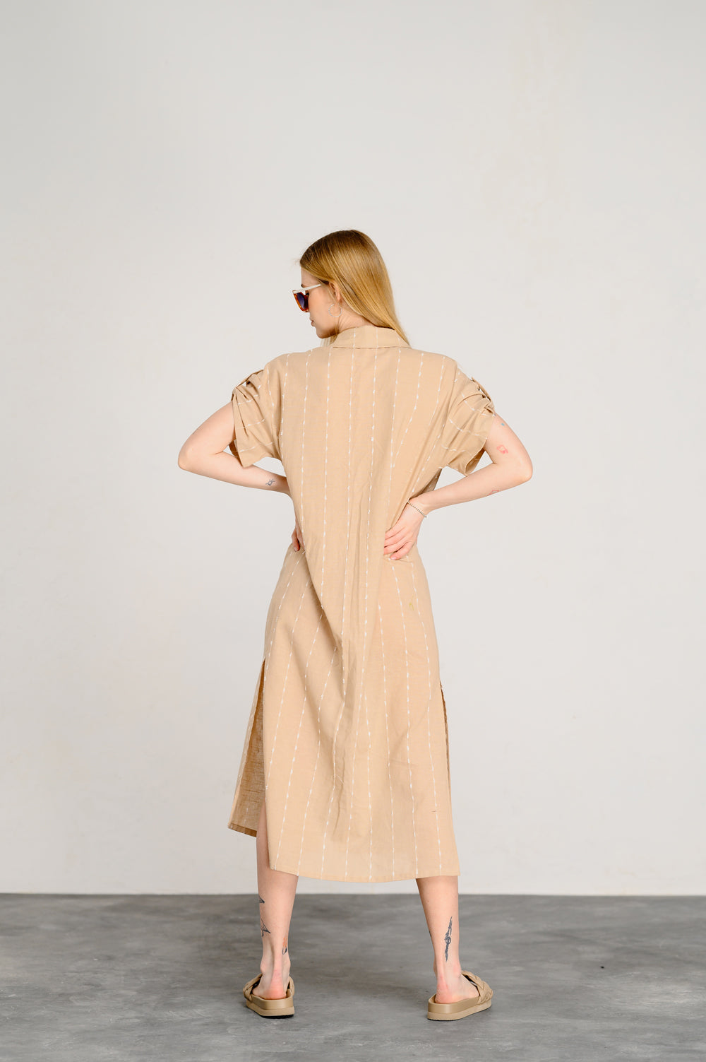 Robe dress loose cut in color "Mocha"