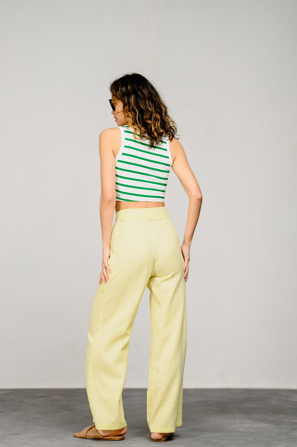 Pantalones de lino de limón