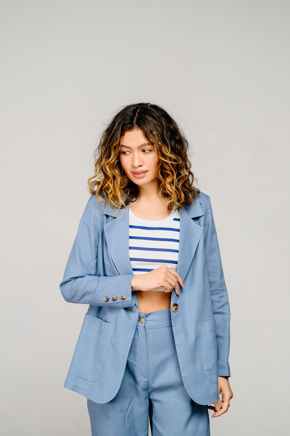 Blazer en lin gris et bleu coupe droite