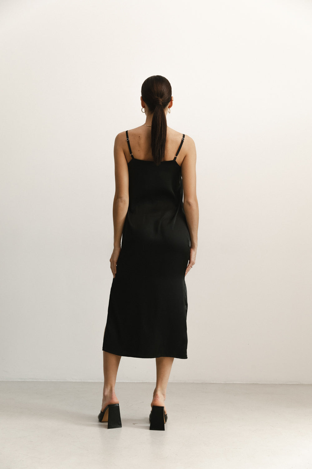 Black silk midi dress in linen style