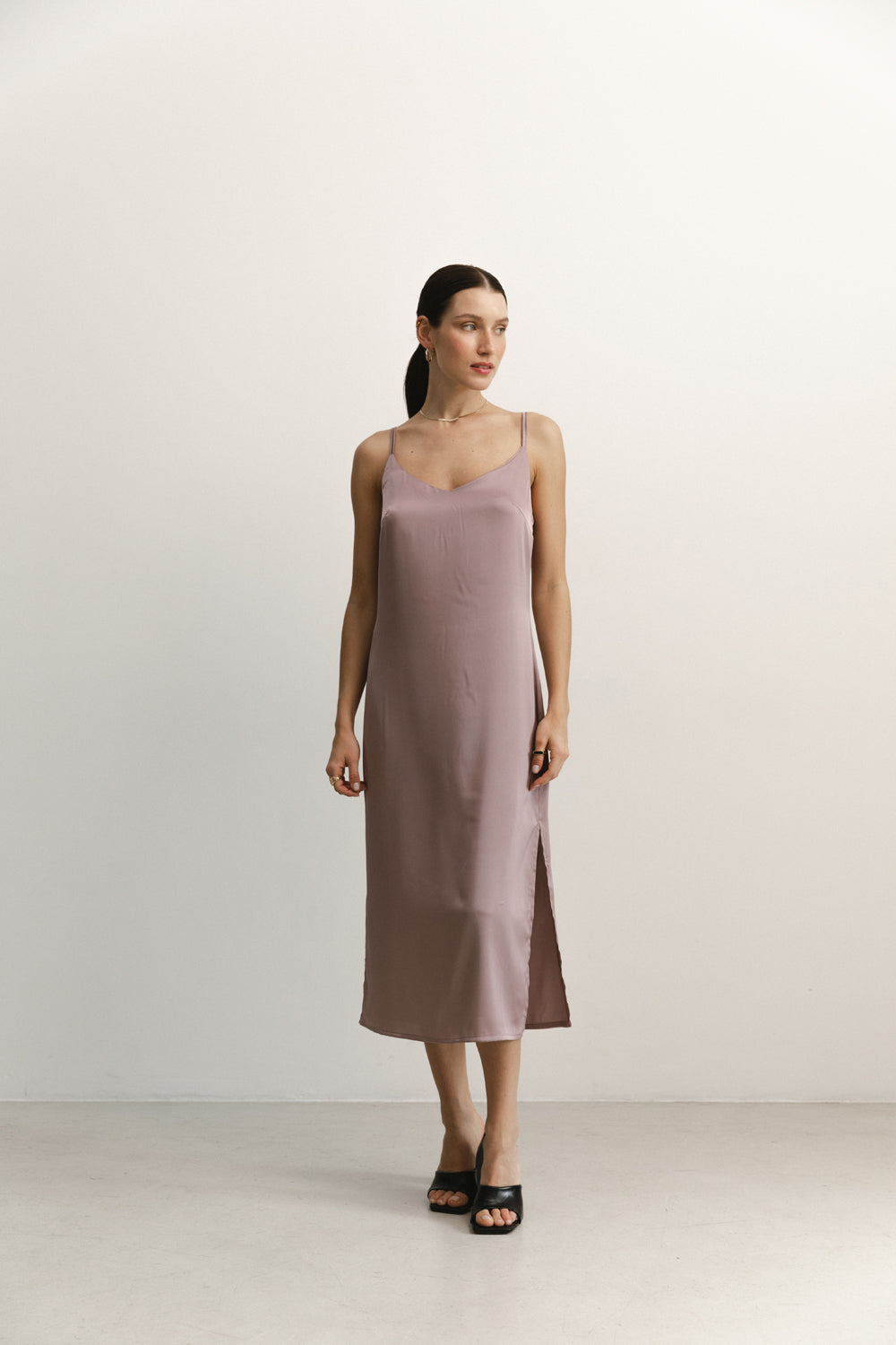 Furrowed Seiden baum Midi kleid im Leinen-Stil