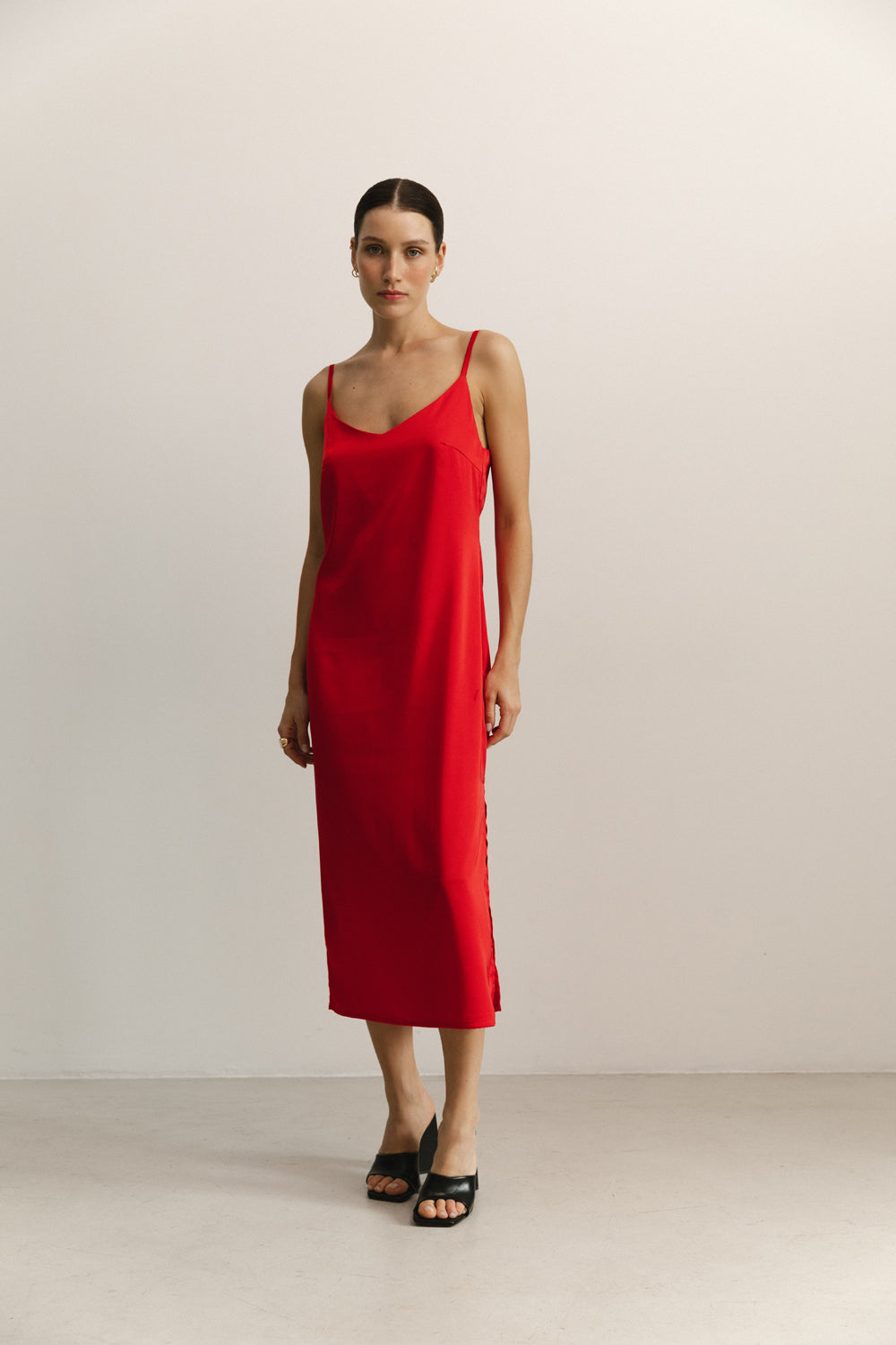 Rotes Midi kleid aus Seiden leinen