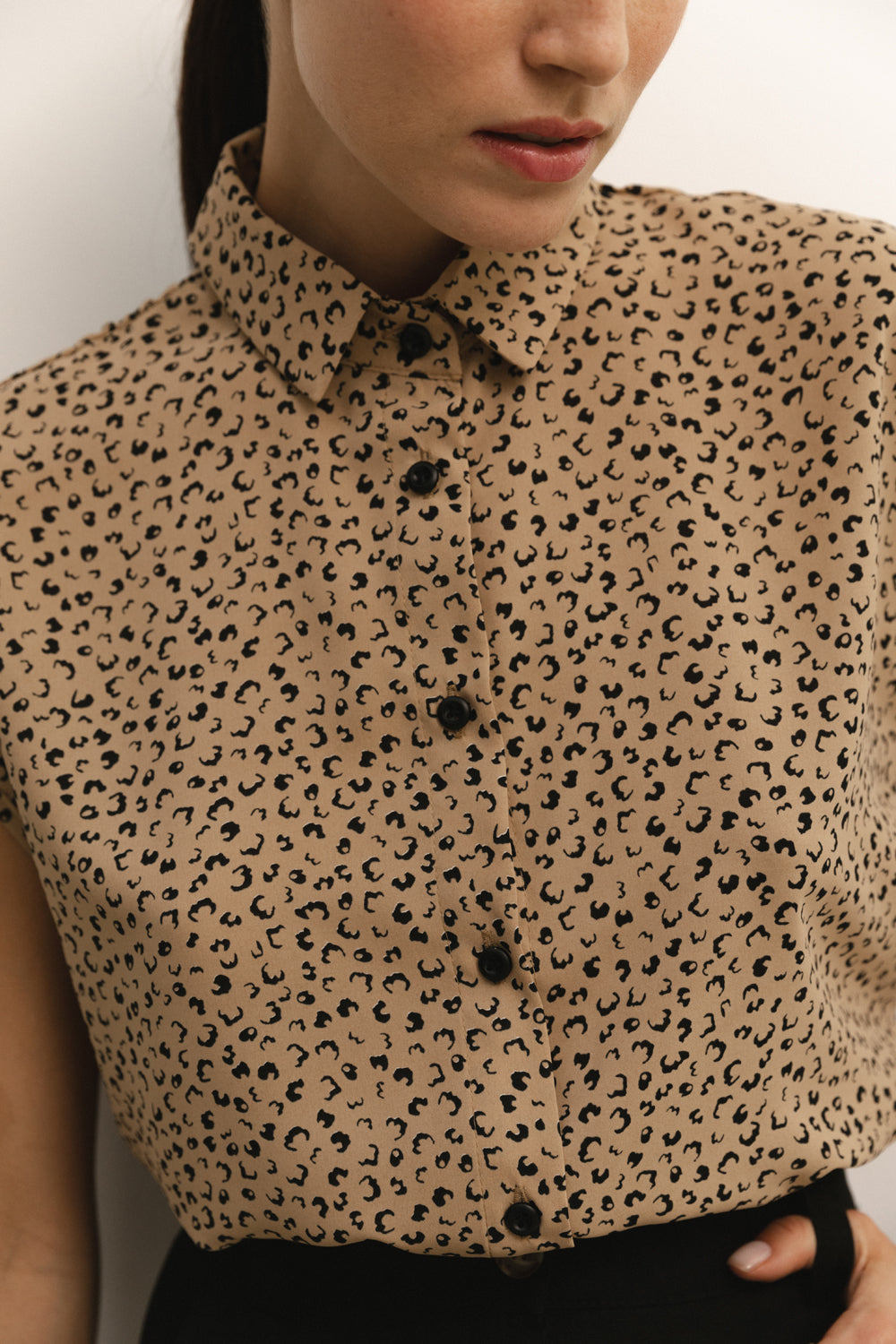 Camicia allentata in Mocha