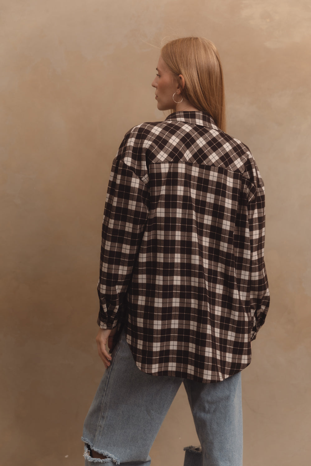 Camisa marrón oversize