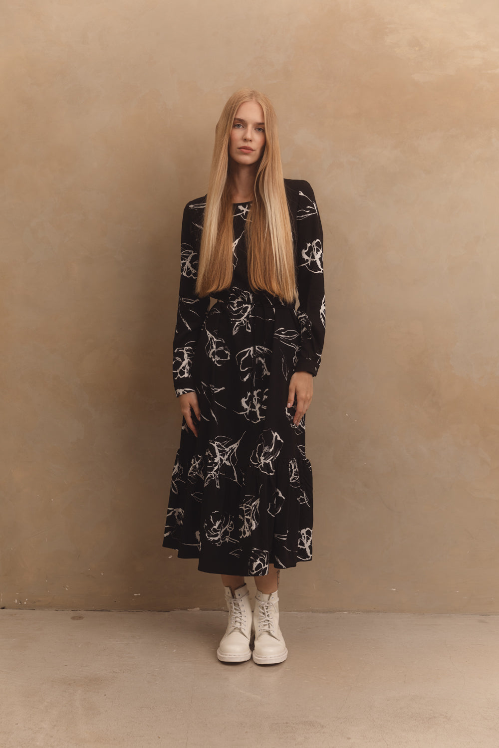 Midi kleid mit weißem Print