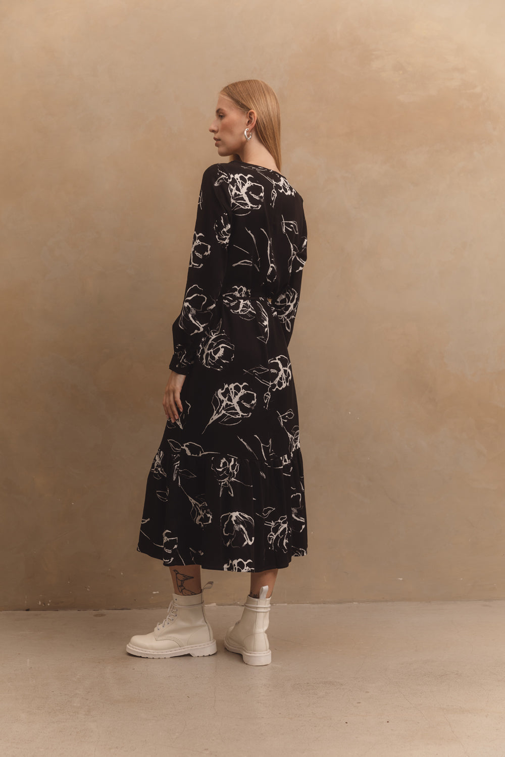 Midi kleid mit weißem Print