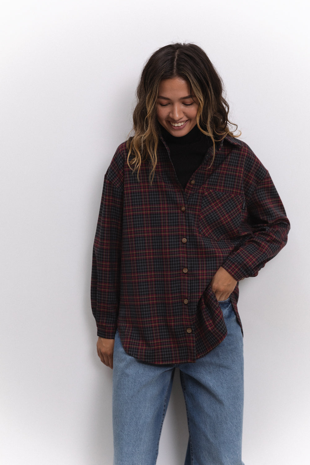 Chemise oversize à carreaux bordeaux