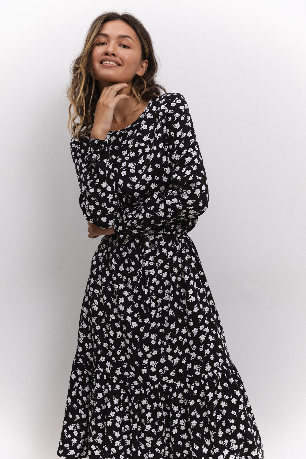 Black Crew Neck Midi Dress