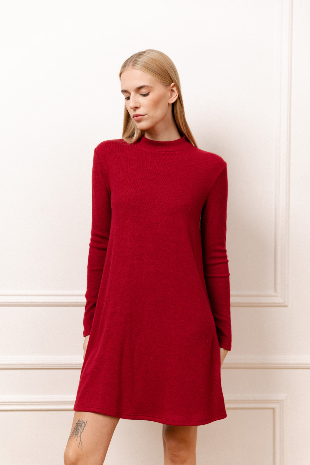 Rotes A-Linien-Strick kleid