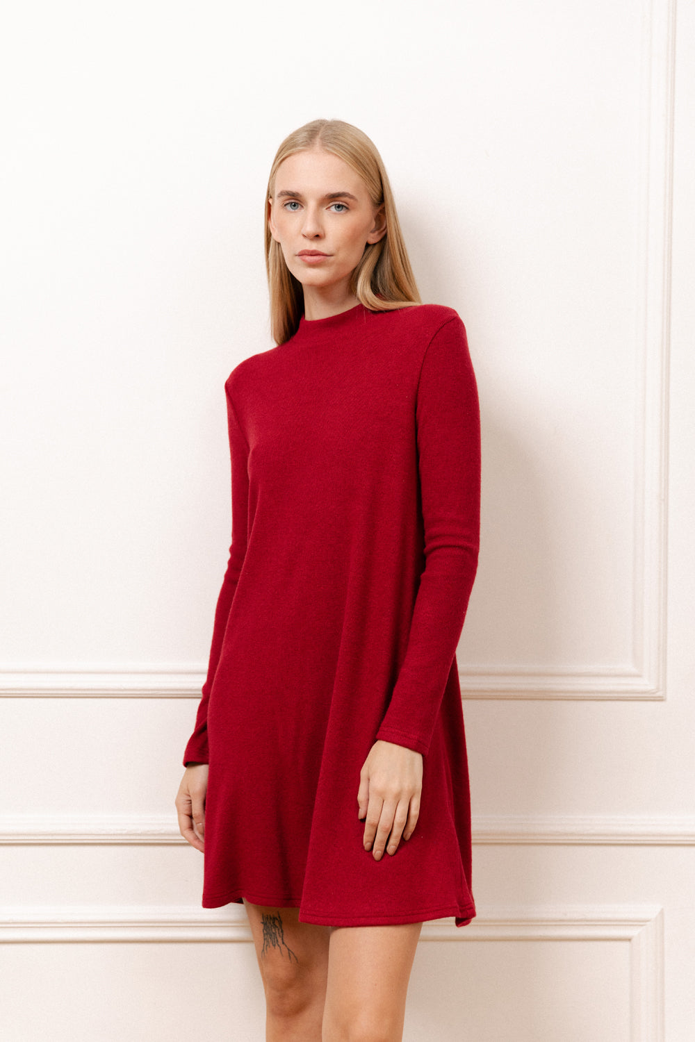 Rotes A-Linien-Strick kleid