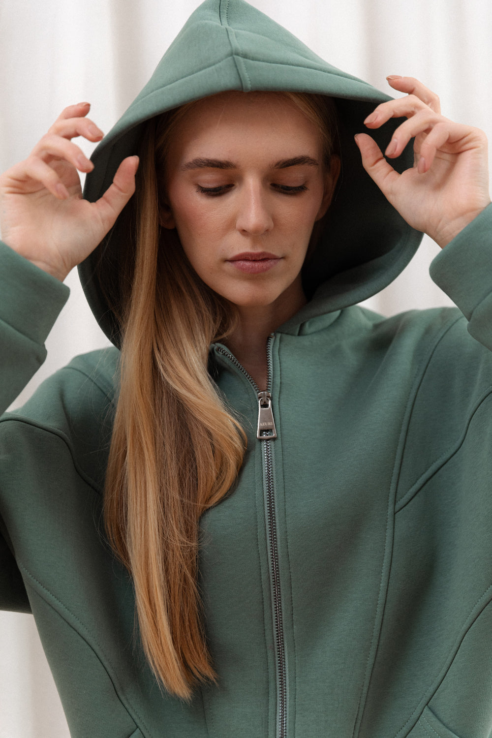 Fleece sweatshirt with hood