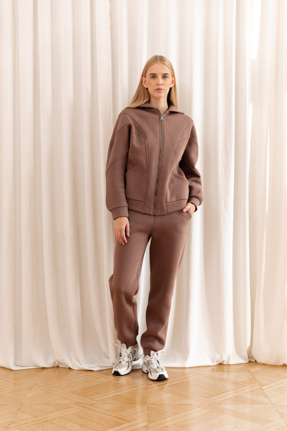 Pantaloni in pile color Mocha