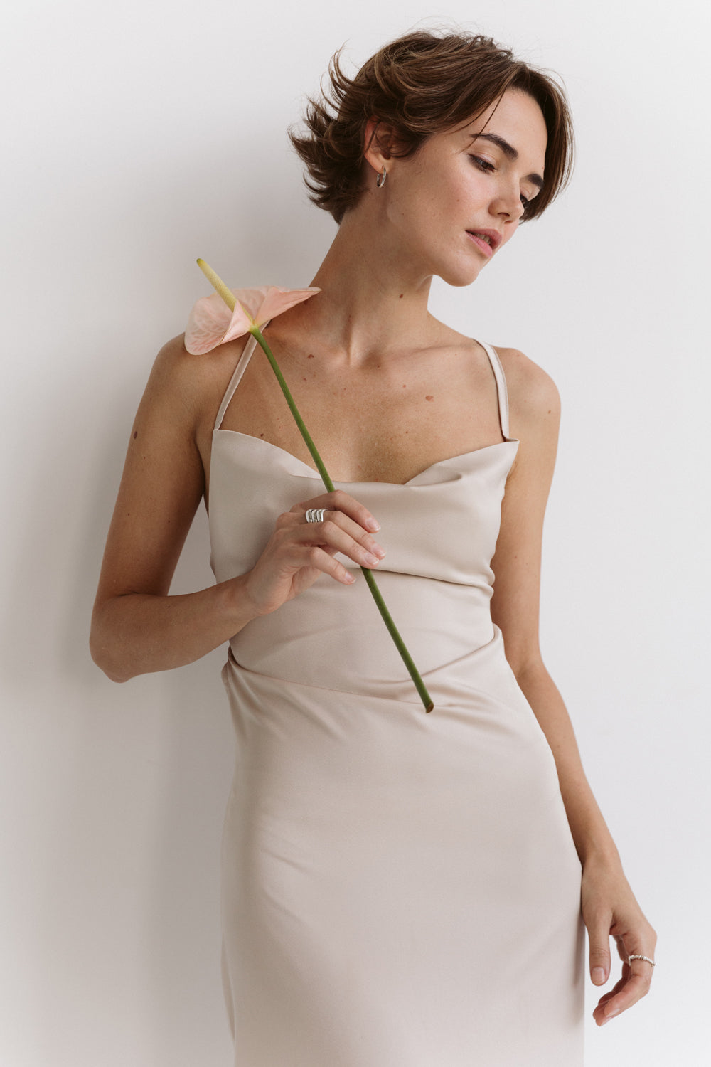 Satin dress in linen style with open back