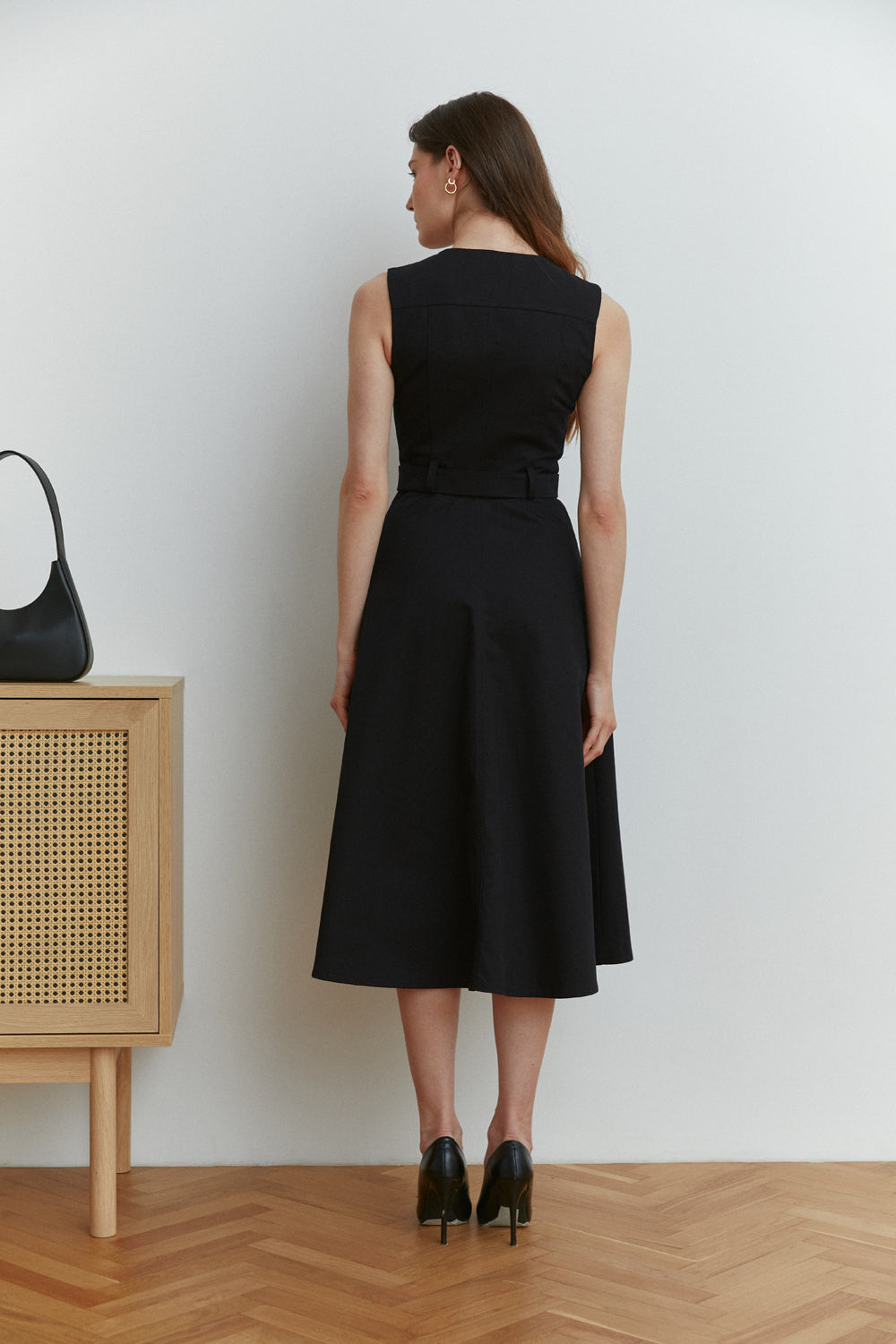 Black cotton sleeveless dress