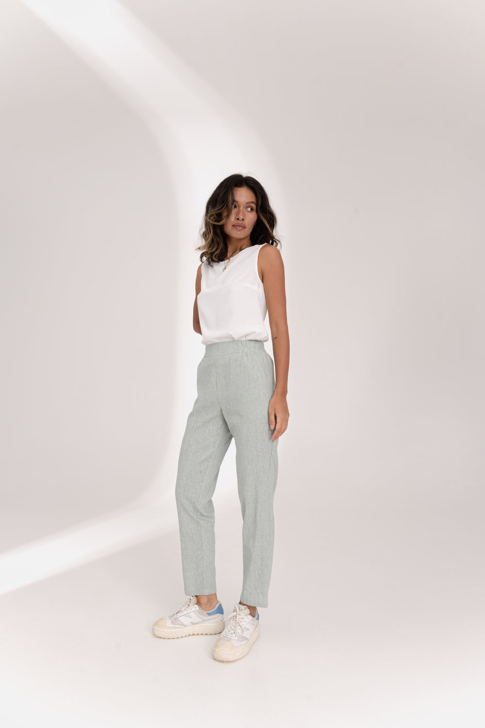 Pantalon menthe en lin avec ceinture élastique