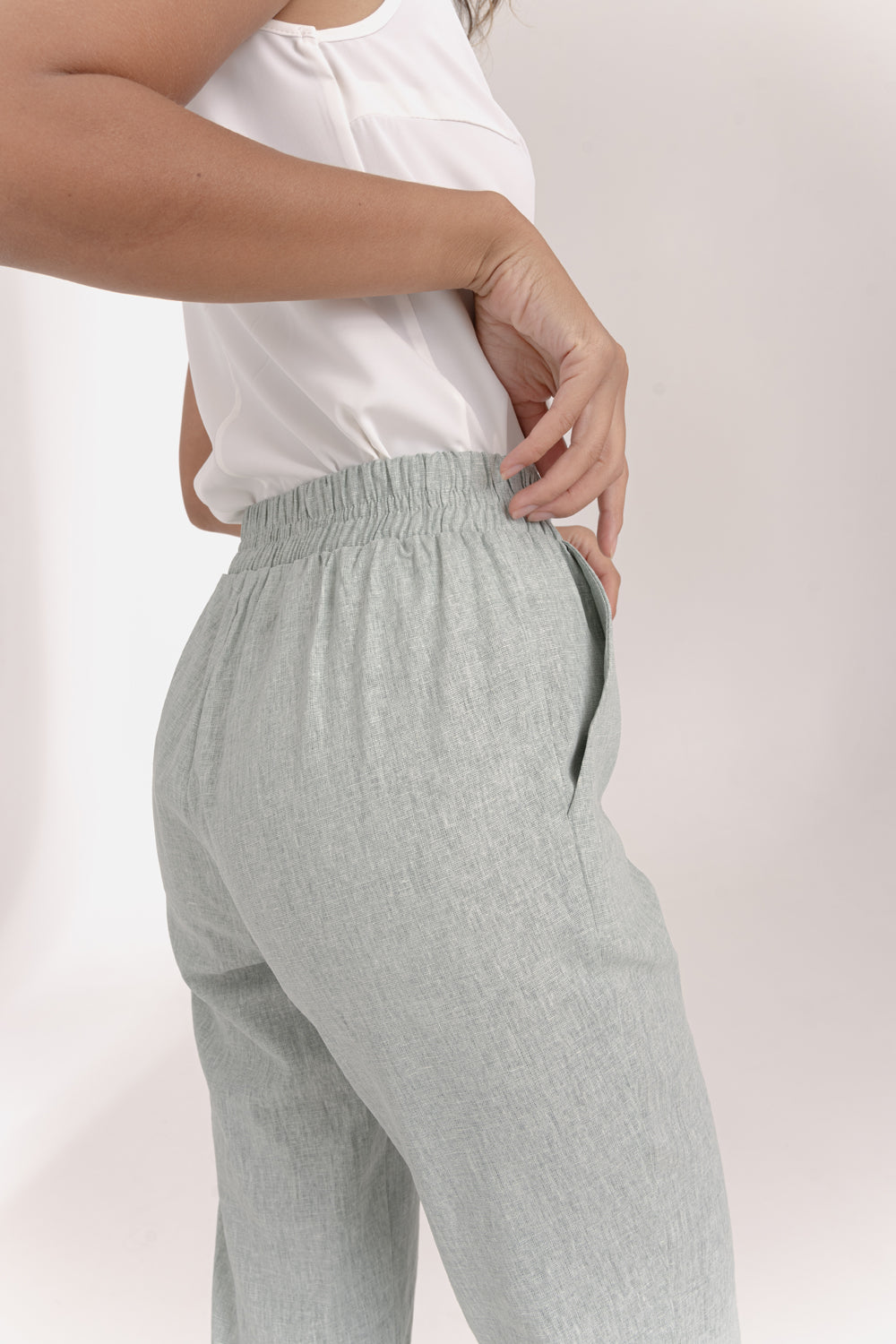 Mint linen trousers with elastic waistband