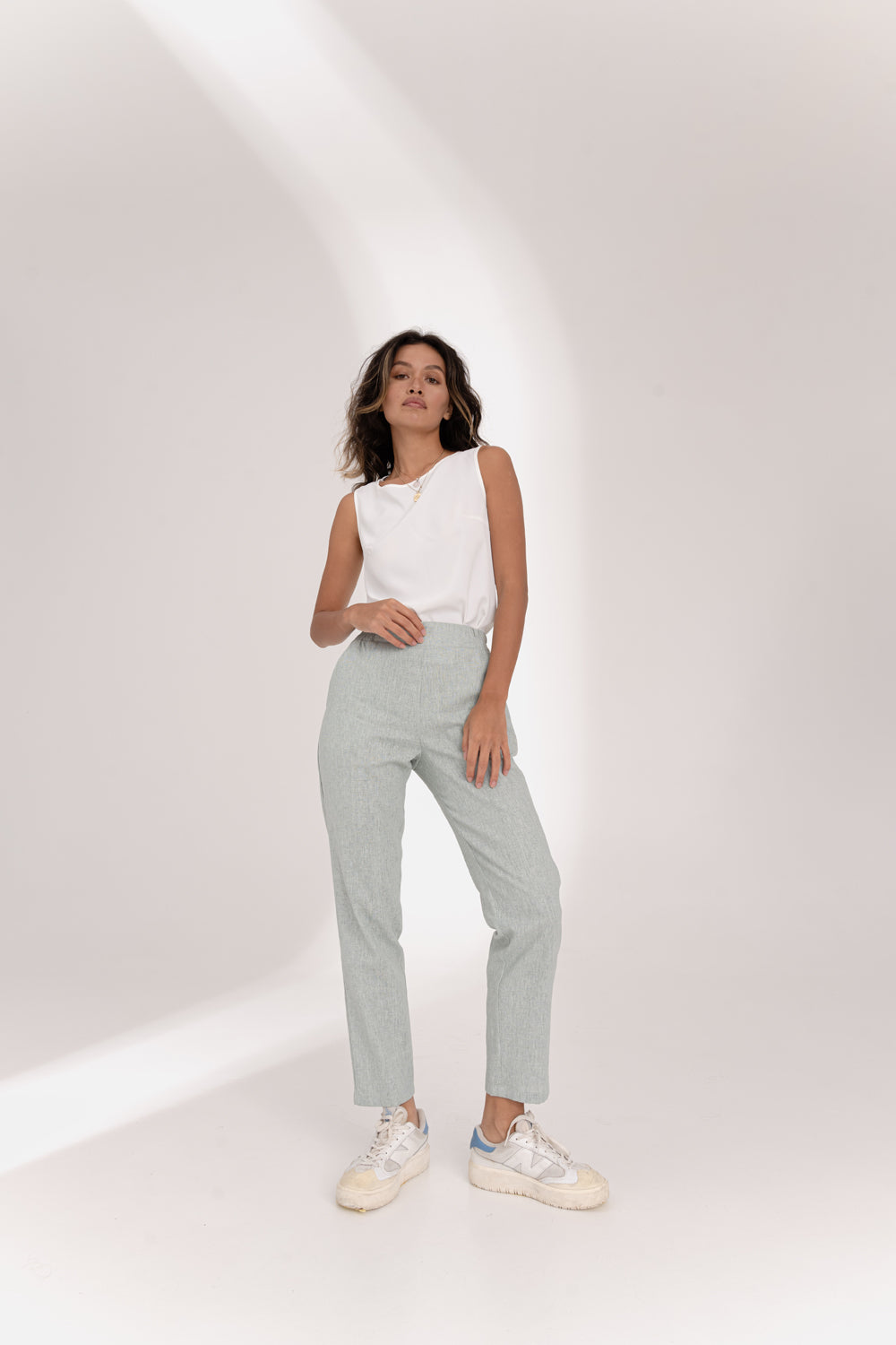 Pantaloni in lino alla menta con cintura elastica