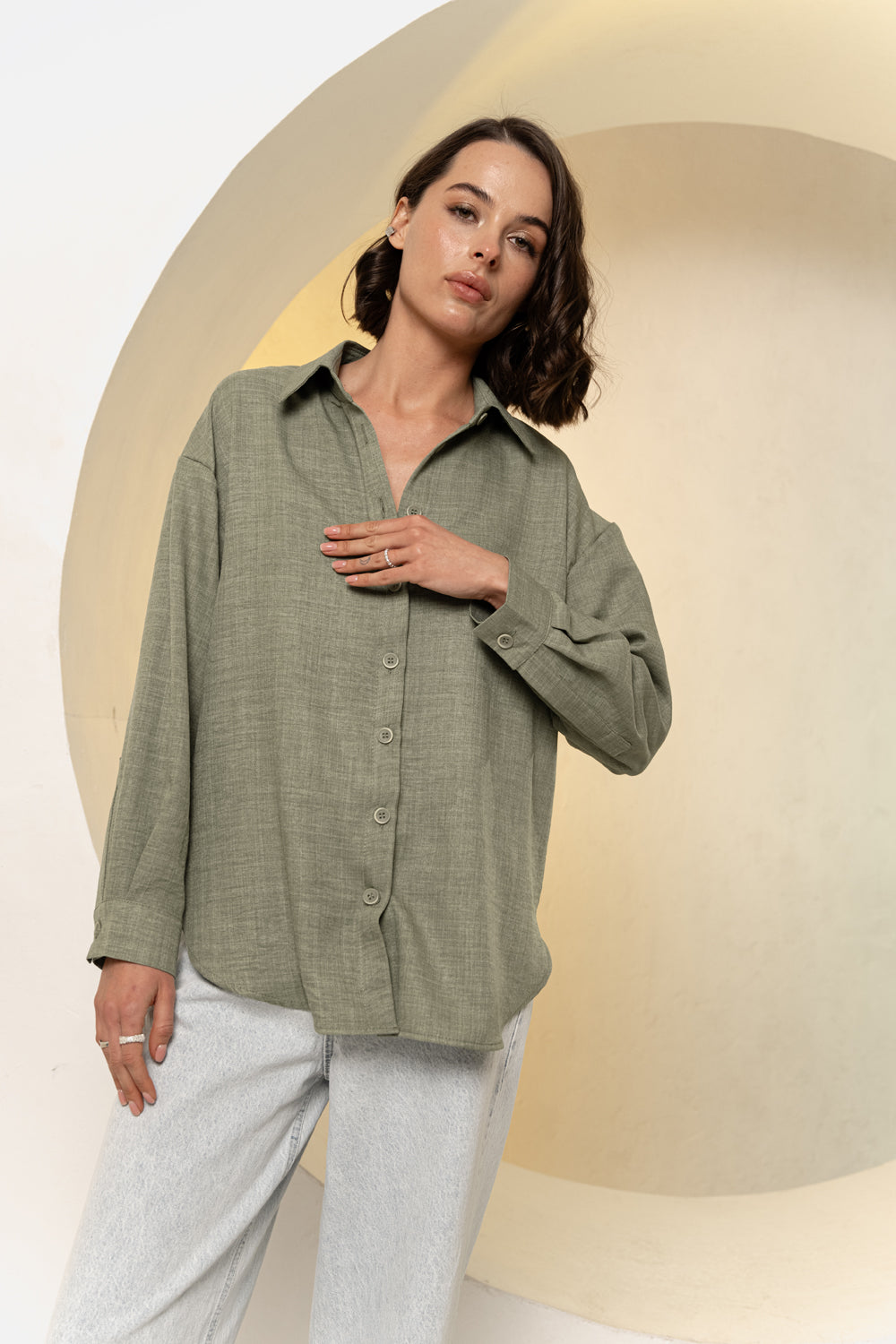 Oversized Backless Shirt in Khaki