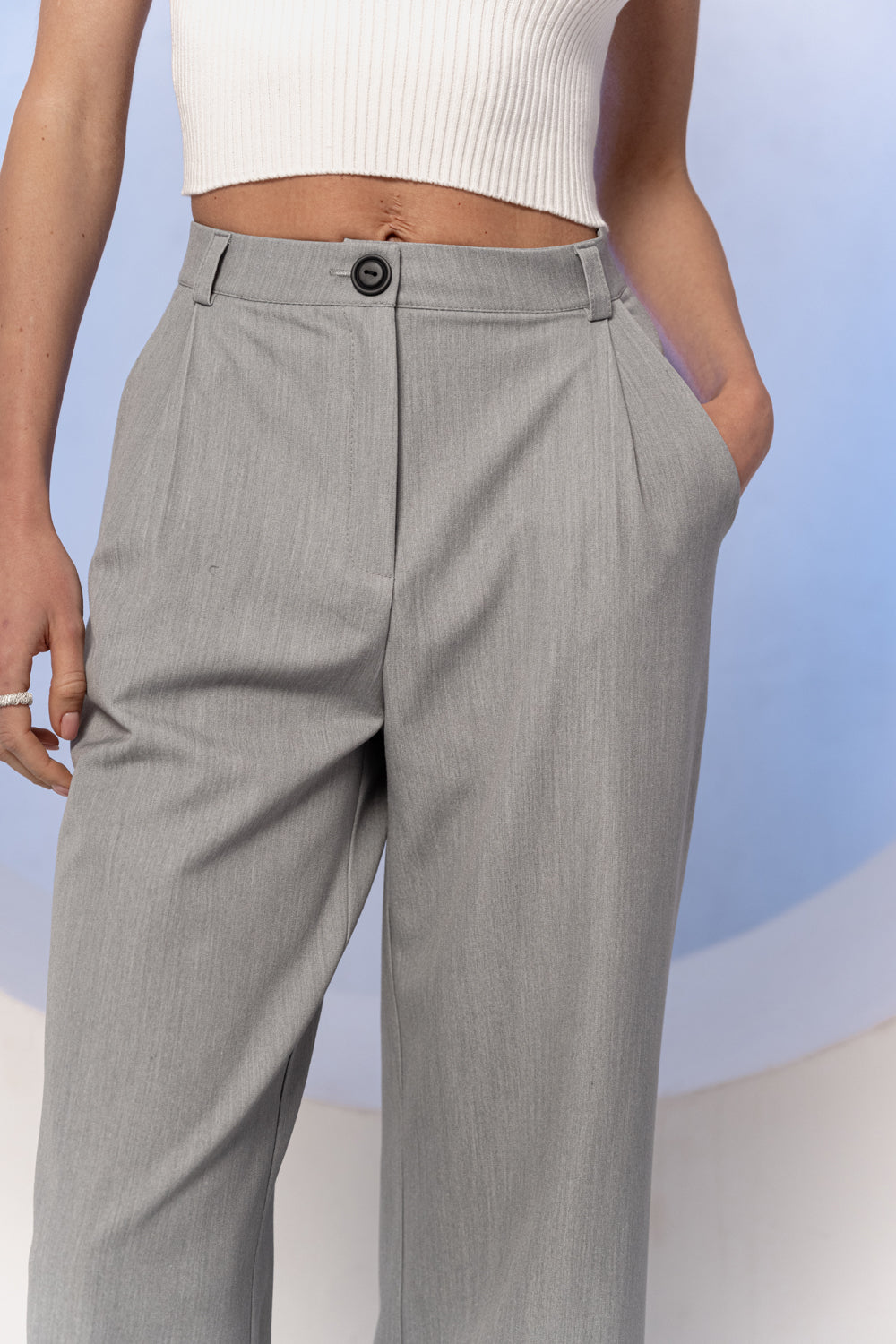 Gray wide leg trousers with a belt