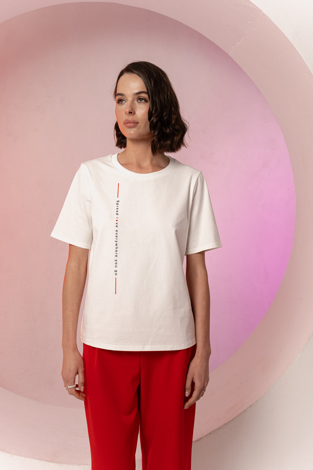 White straight t-shirt with vertical lettering