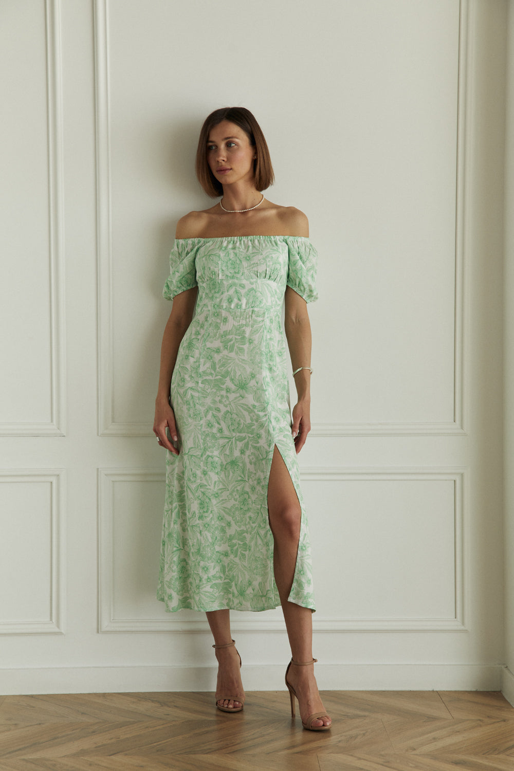 Light green fitted midi dress