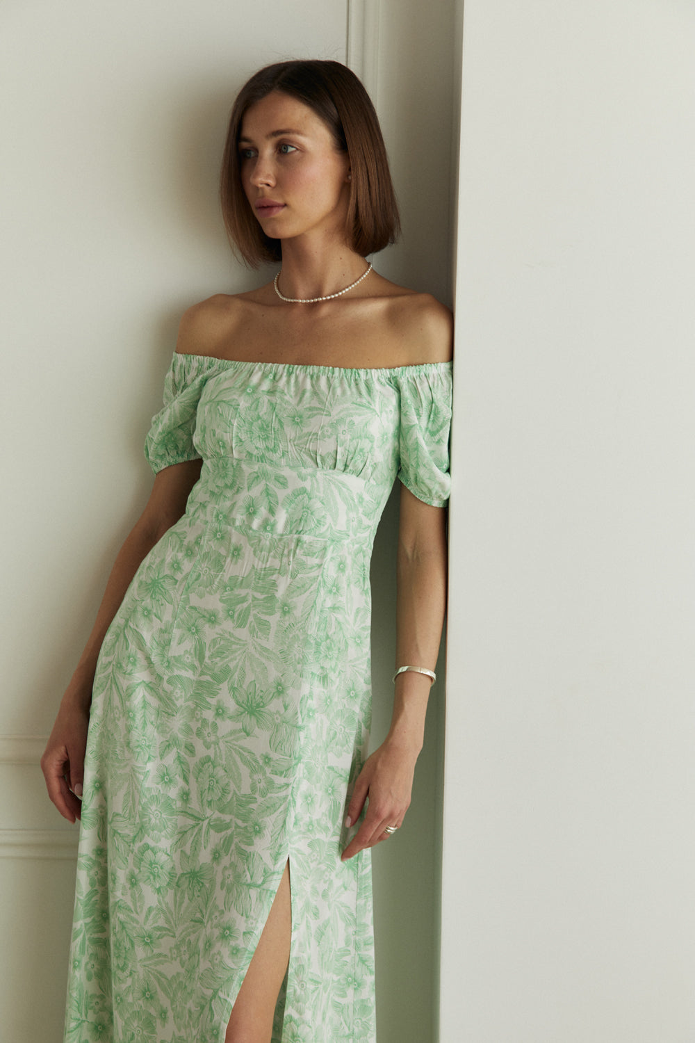 Light green fitted midi dress