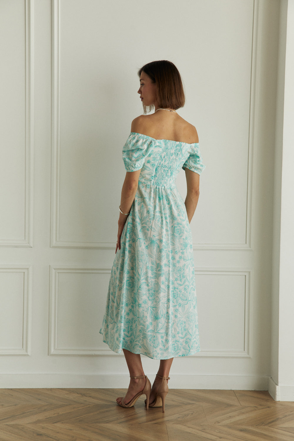 Mint fitted midi dress