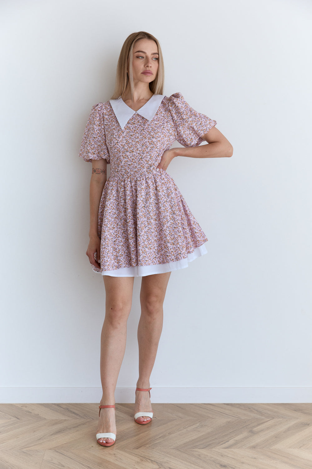 Pink light staple mini dress with collar and petticoat